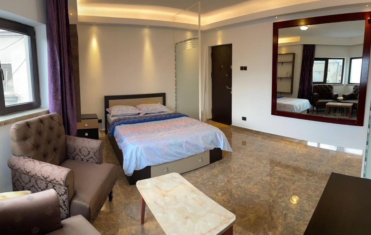 Centrul Vechi Old In Apartment Bucharest
